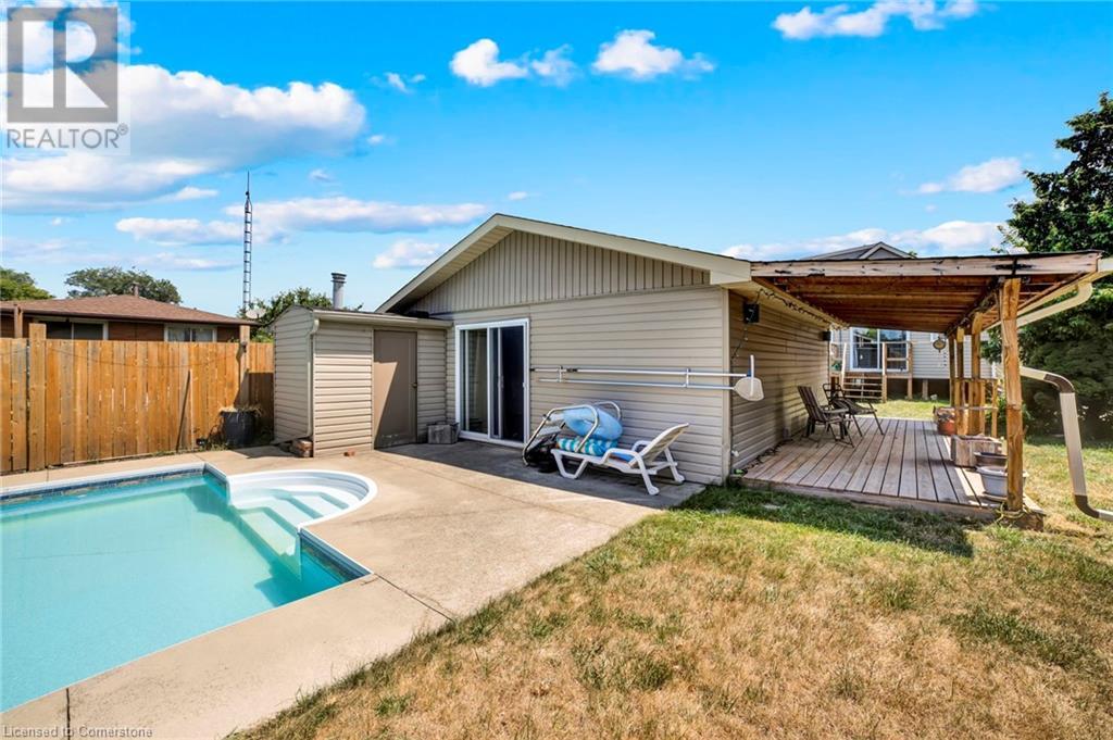 Photo 31 of 47 Worsley Road, Stoney Creek ON