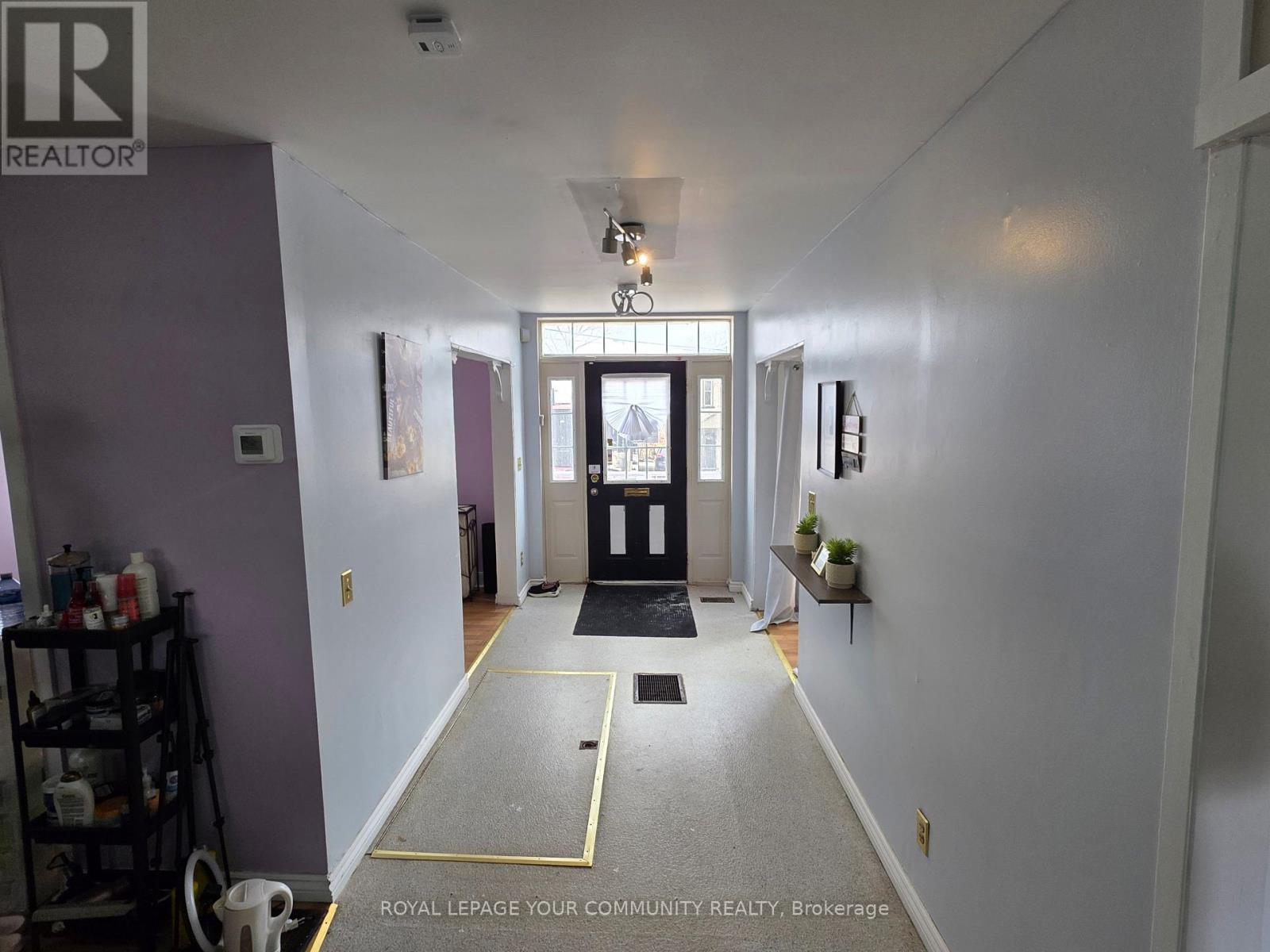 Photo 3 of 381 Queen Street, Peterborough Central ON
