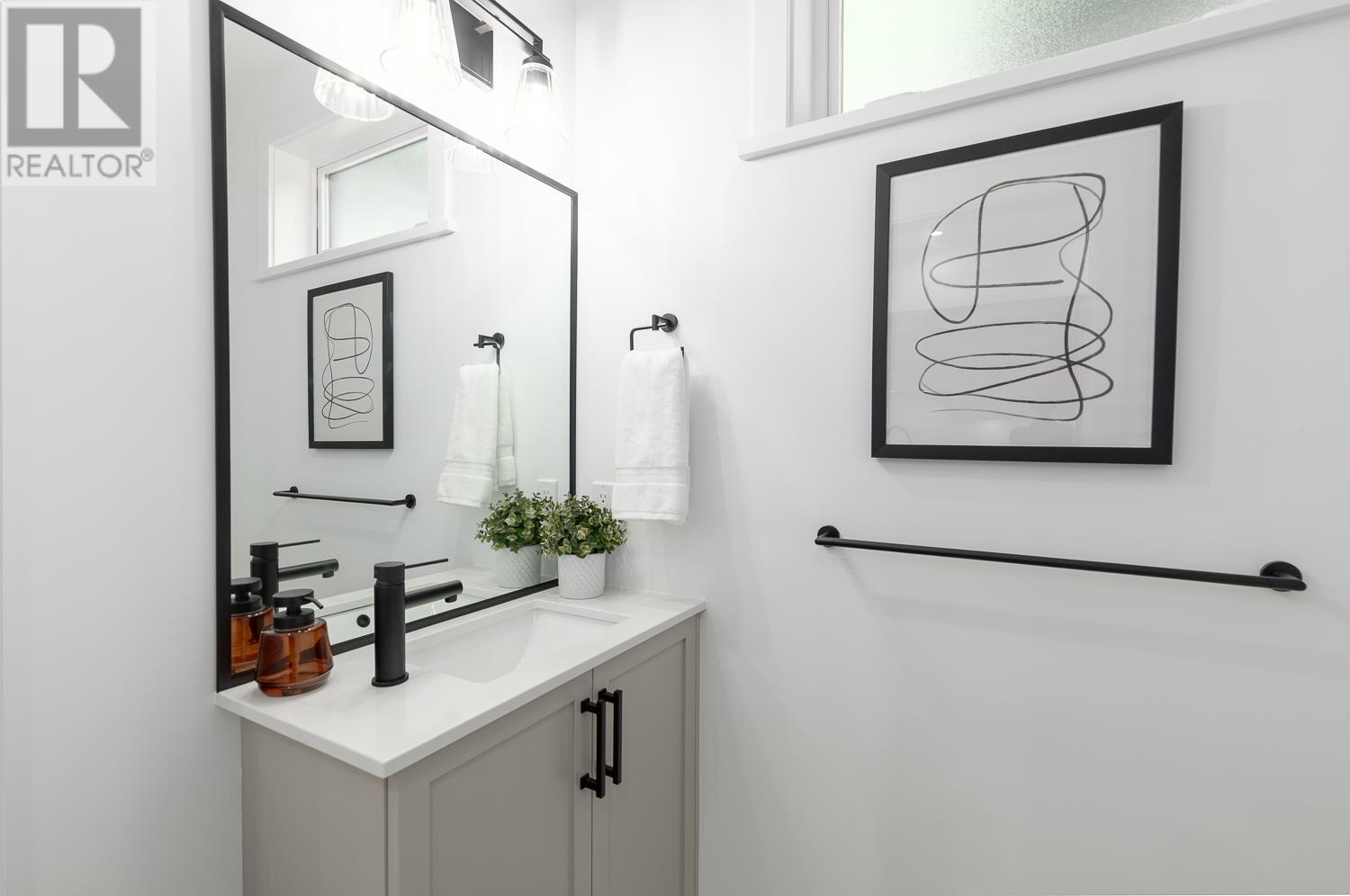 Photo 11 of 1061 Semlin Drive, Vancouver BC