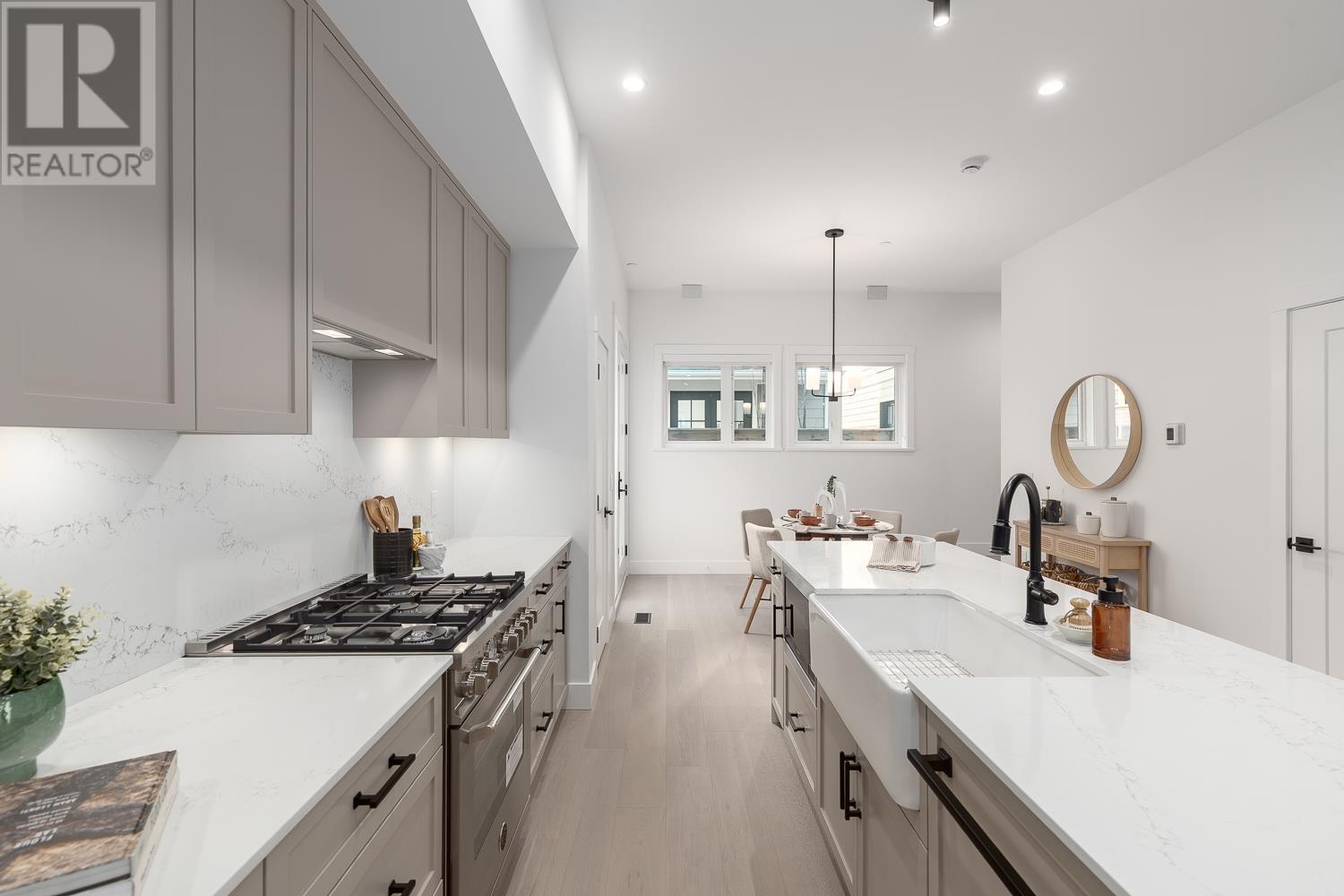 Photo 5 of 1061 Semlin Drive, Vancouver BC