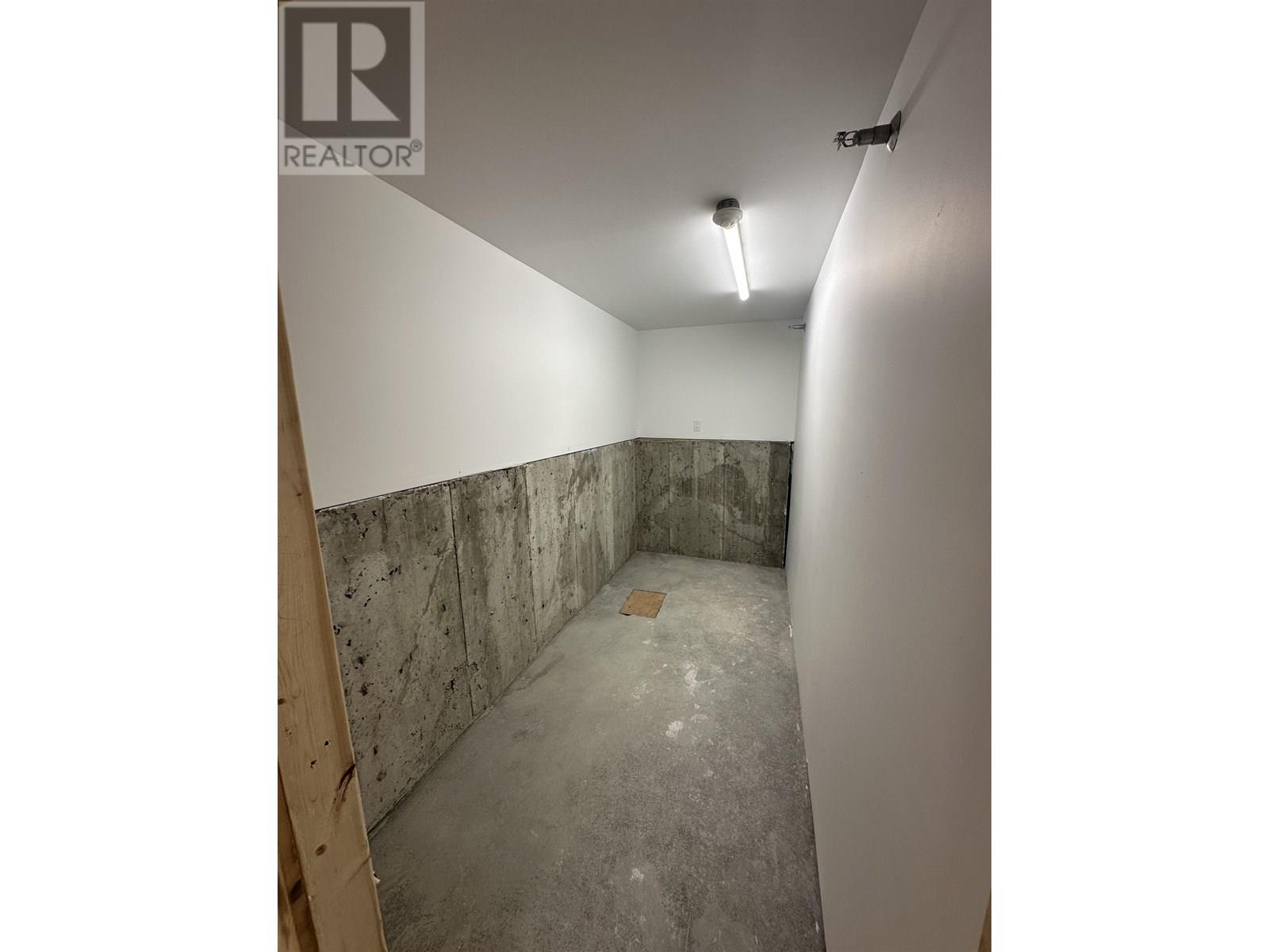 Photo 23 of 1061 Semlin Drive, Vancouver BC