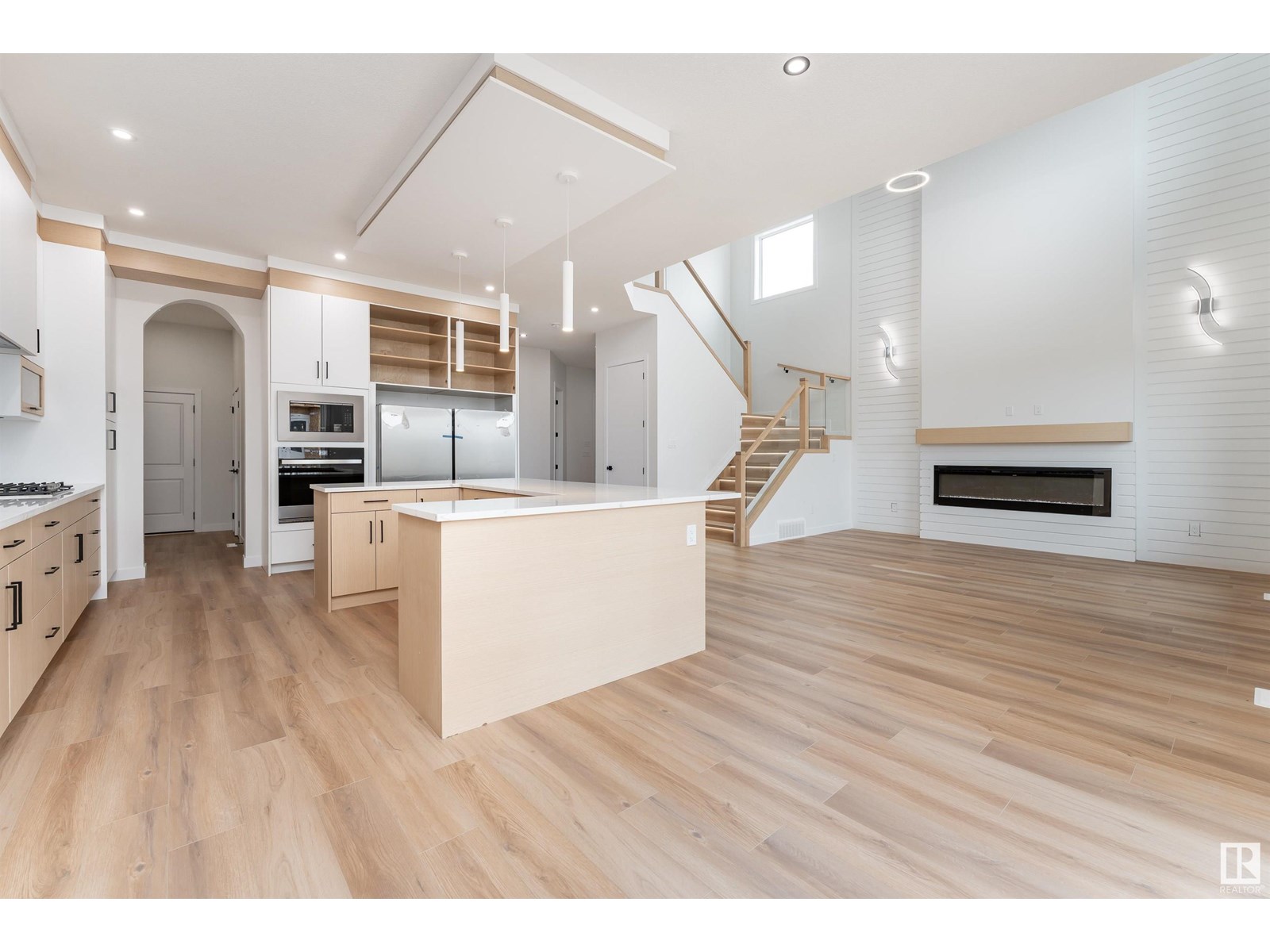 Photo 8 of 147 Graybriar Dr, Stony Plain AB