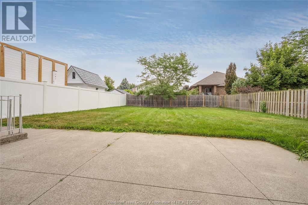 Photo 31 of 160 Branton Crescent, Tecumseh ON
