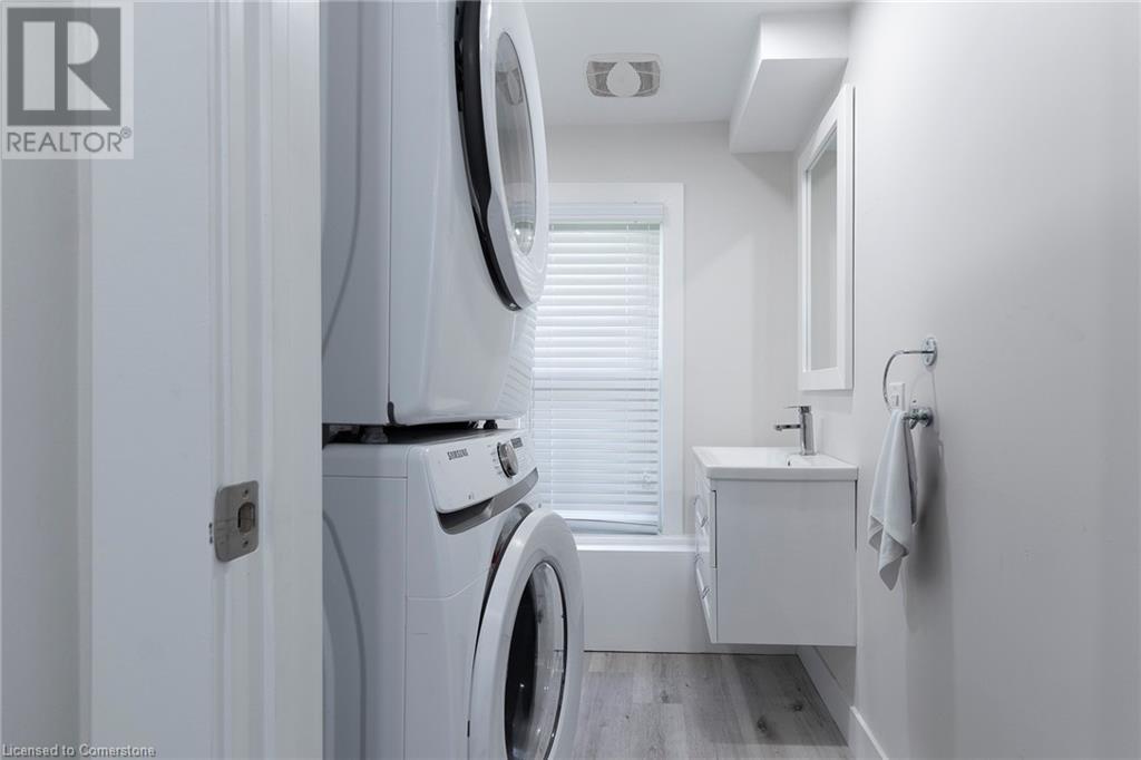 Photo 9 of 2546 Wilson Street, Ancaster ON