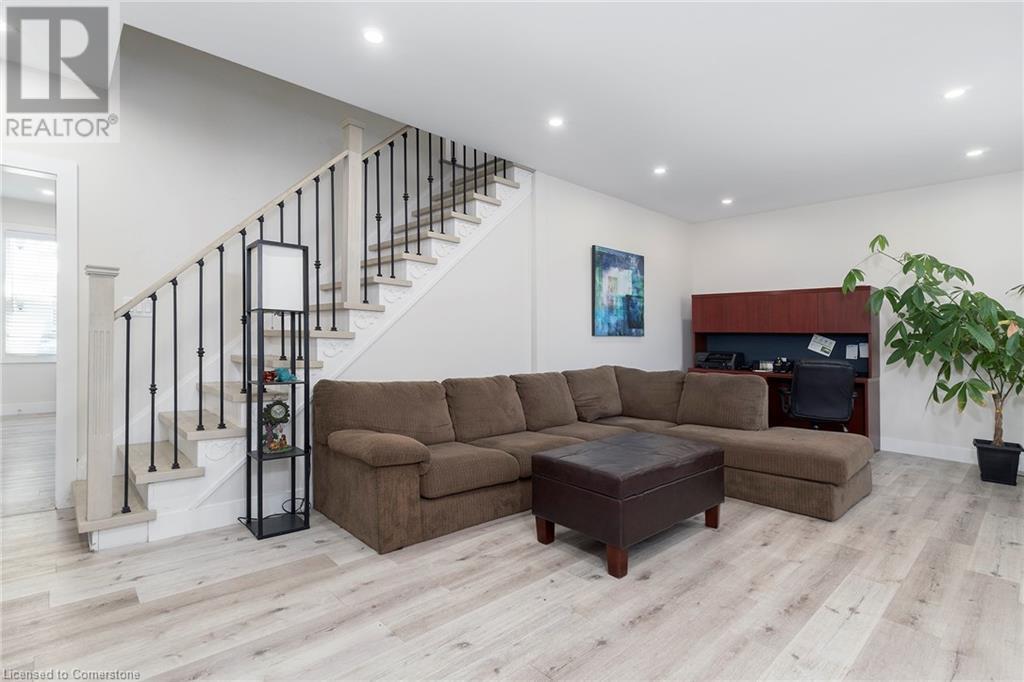 Photo 6 of 2546 Wilson Street, Ancaster ON