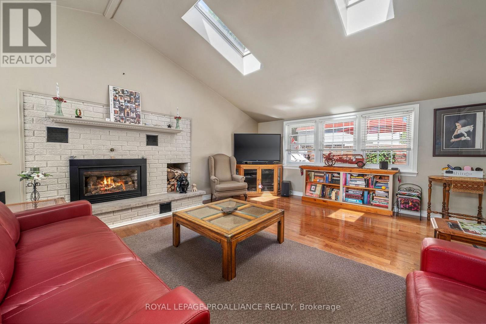 41 KING STREET - 16