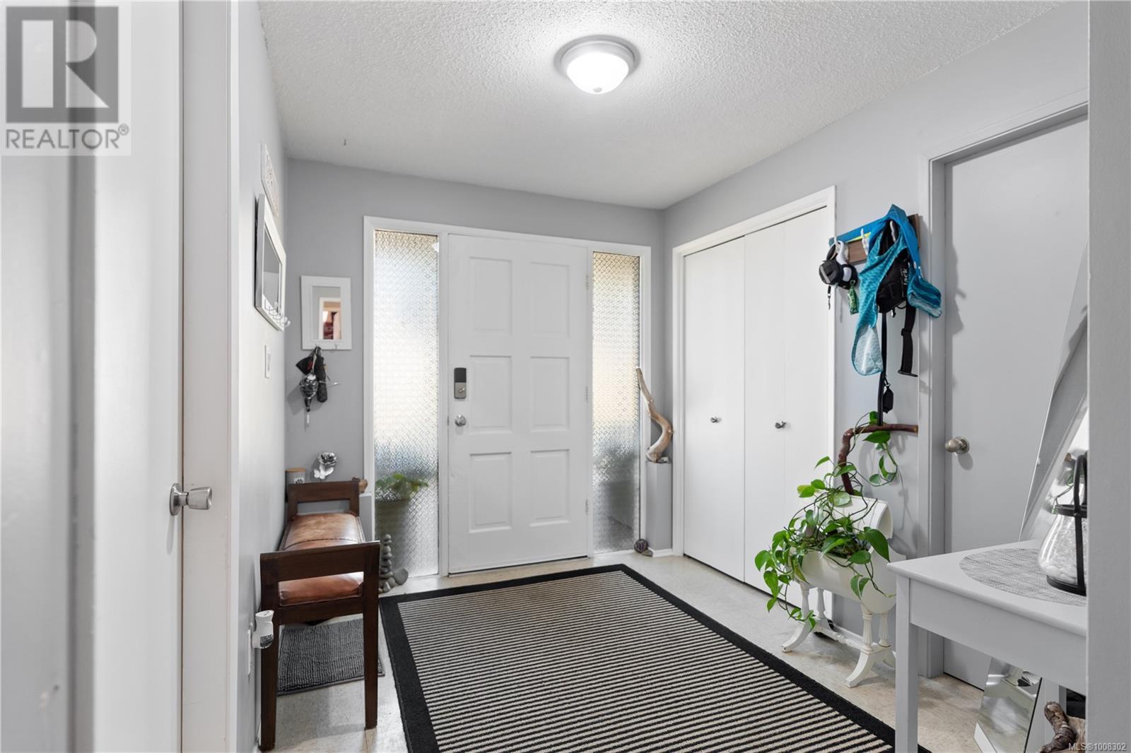 Photo 20 of 3273 Megaw Pl, Saanich BC