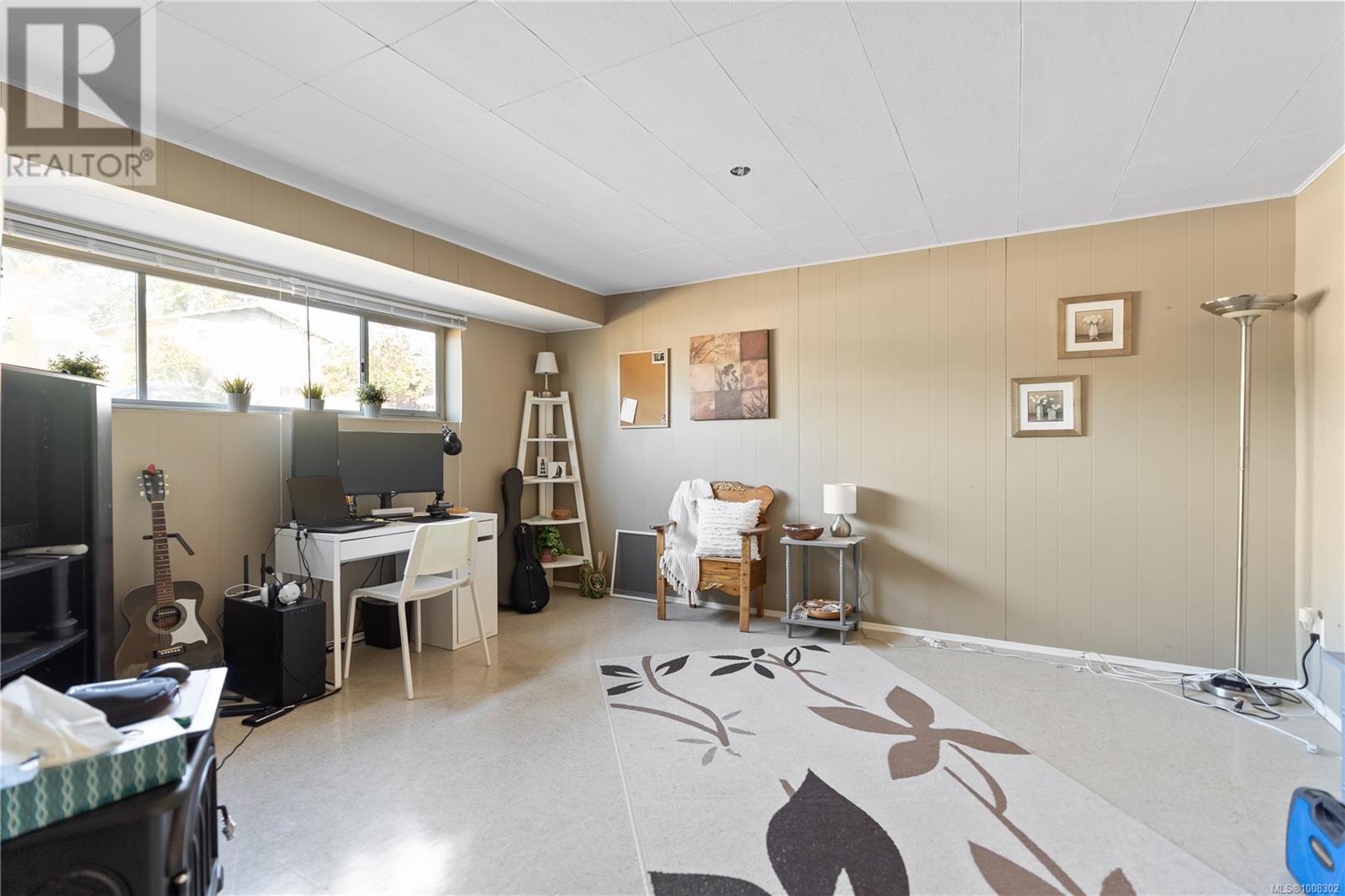 Photo 22 of 3273 Megaw Pl, Saanich BC