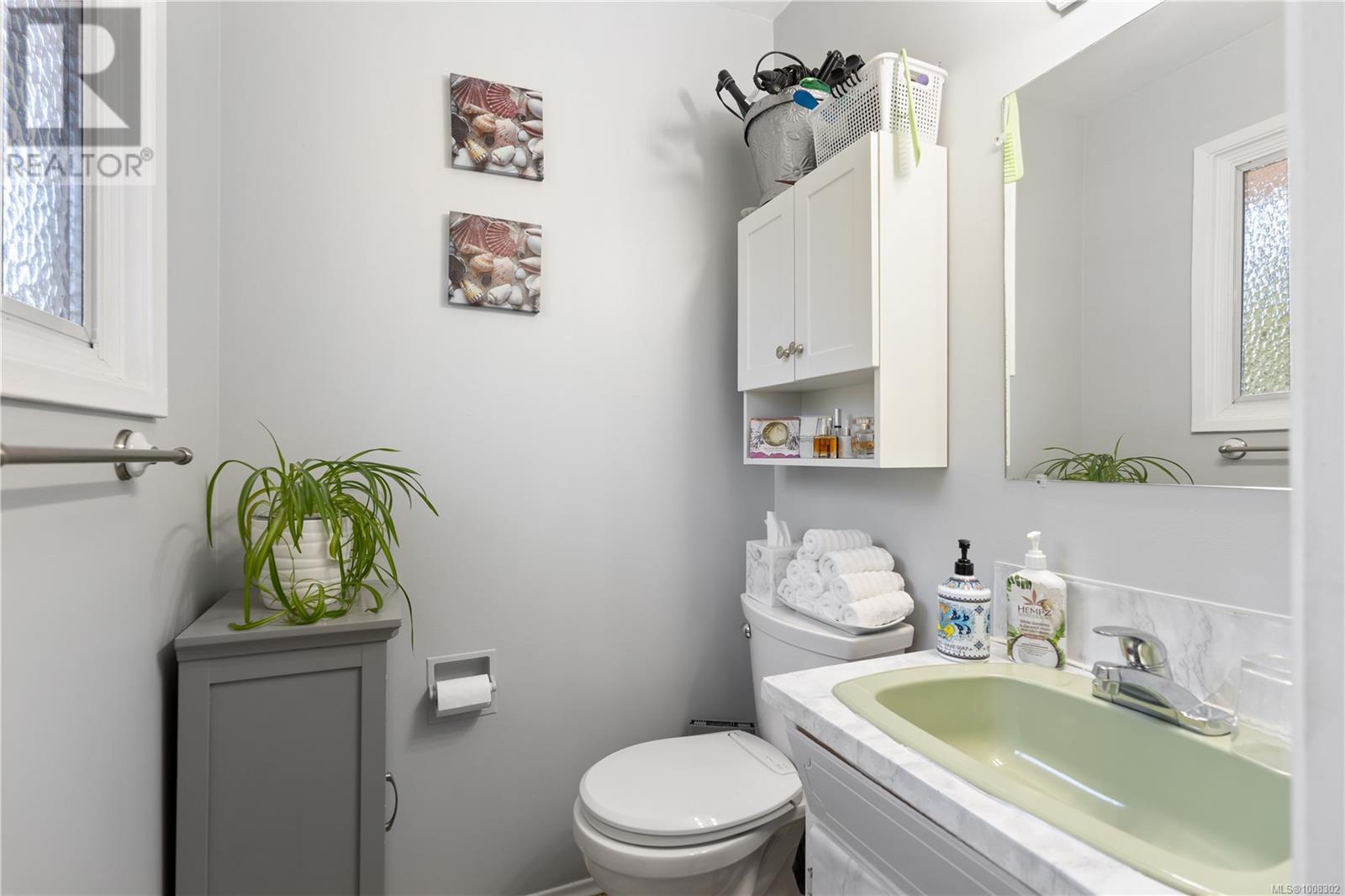Photo 12 of 3273 Megaw Pl, Saanich BC