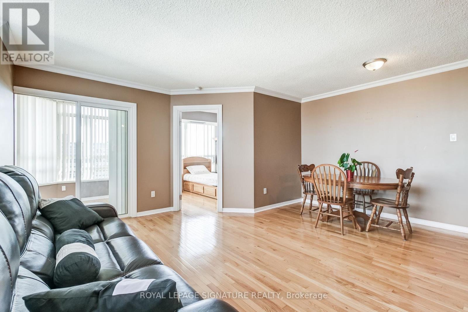 Photo 20 of 1105 75 King Street E, Mississauga ON