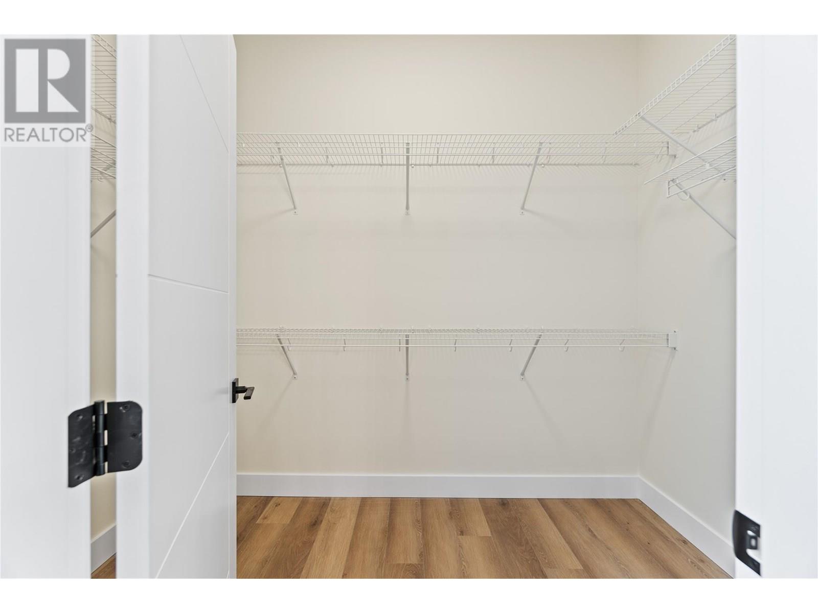 #2 231 20 Street NE - 22