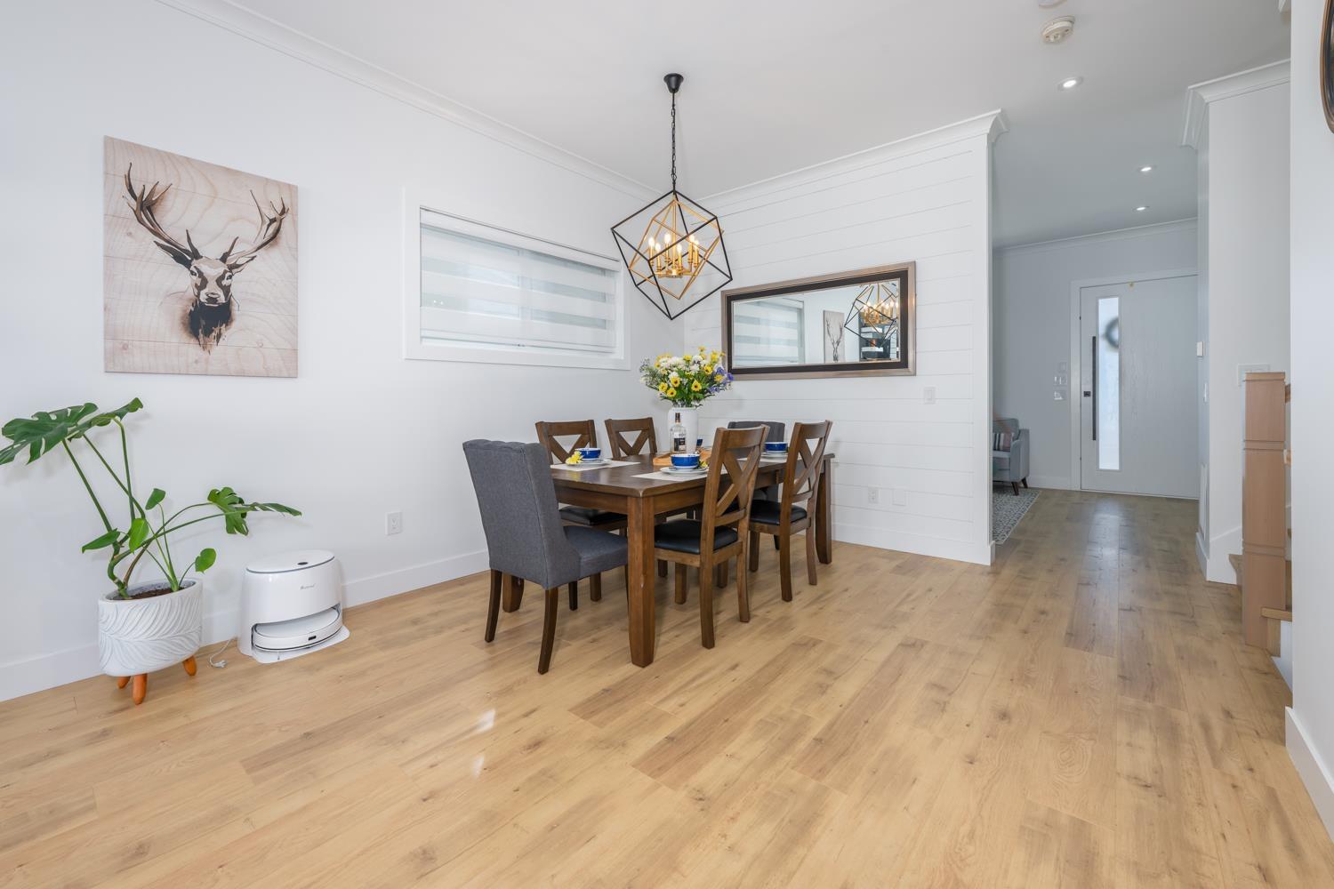 Photo 10 of 16733 15 A Avenue, Surrey BC