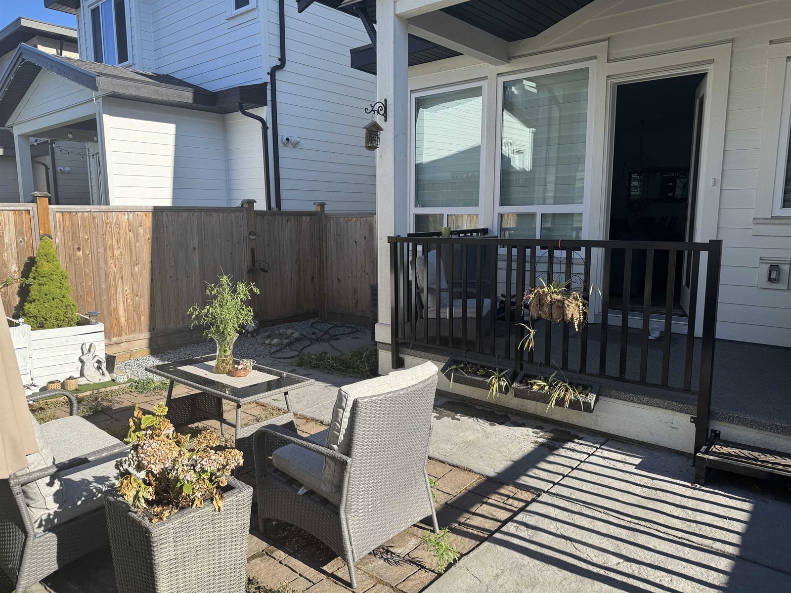 Photo 34 of 16733 15 A Avenue, Surrey BC