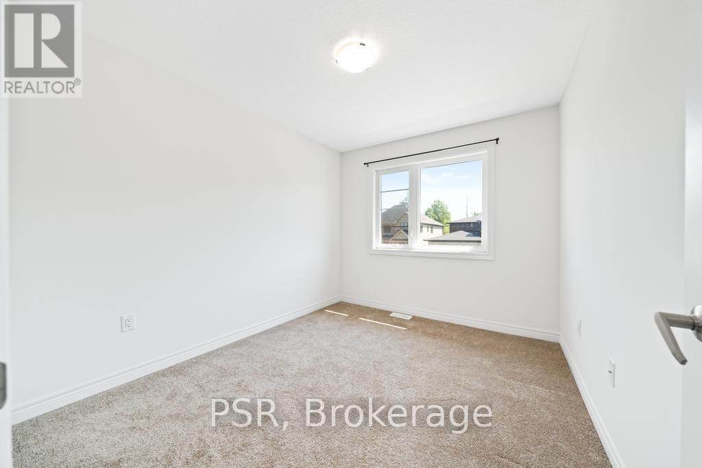 Photo 40 of 88 120 Court Drive, Brant ON