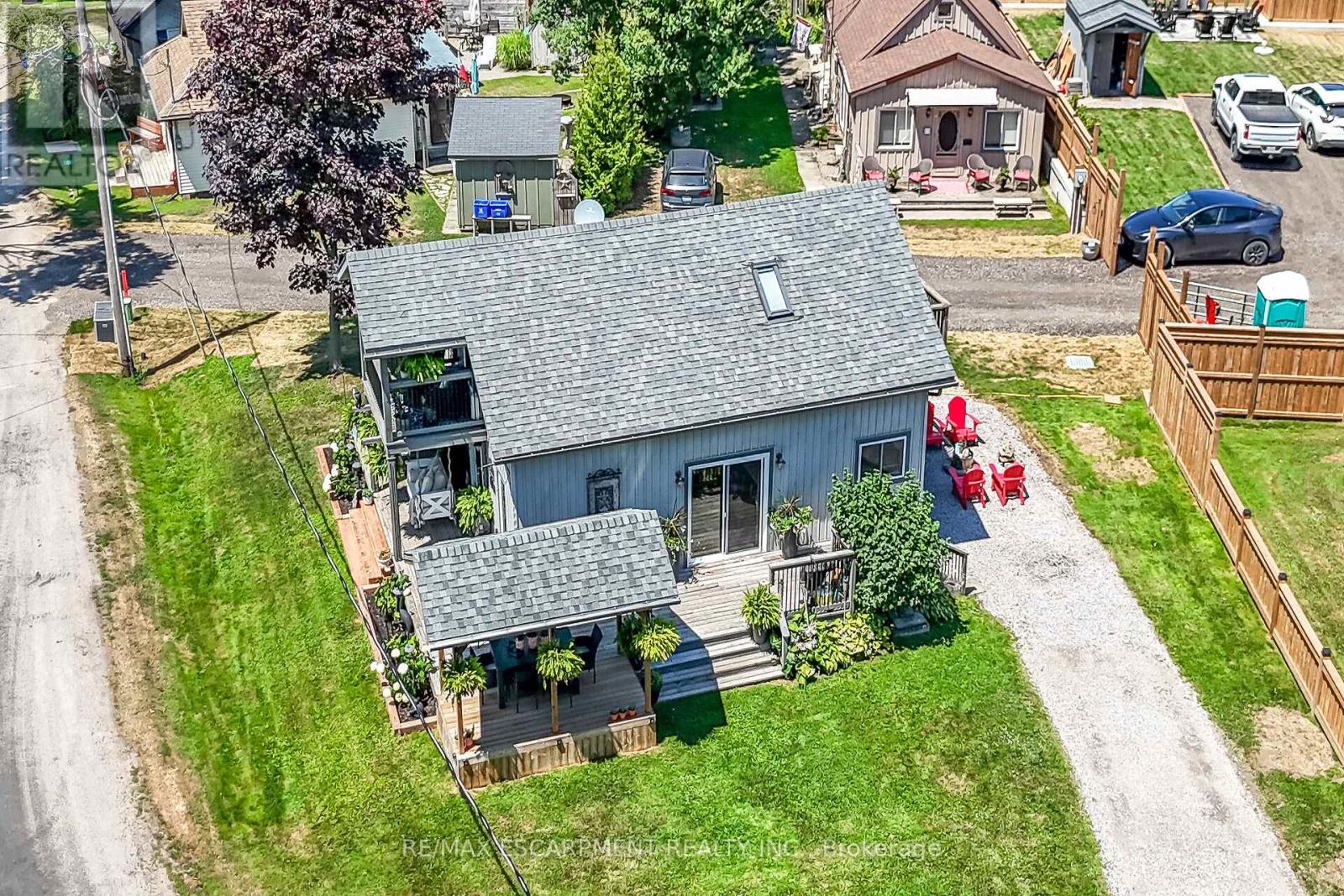 Photo 23 of 55 Lakeside Drive, Haldimand ON