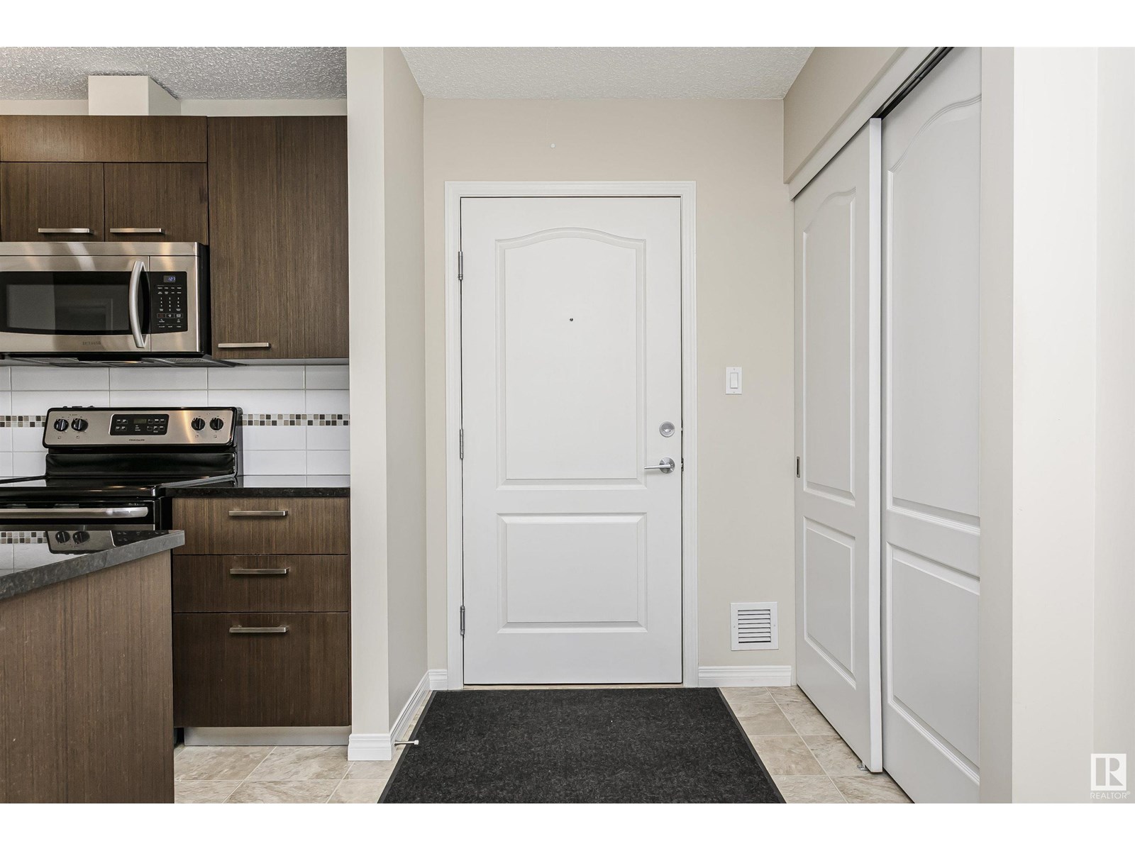 Photo 16 of 3216 9351 Simpson Dr Nw, Edmonton AB
