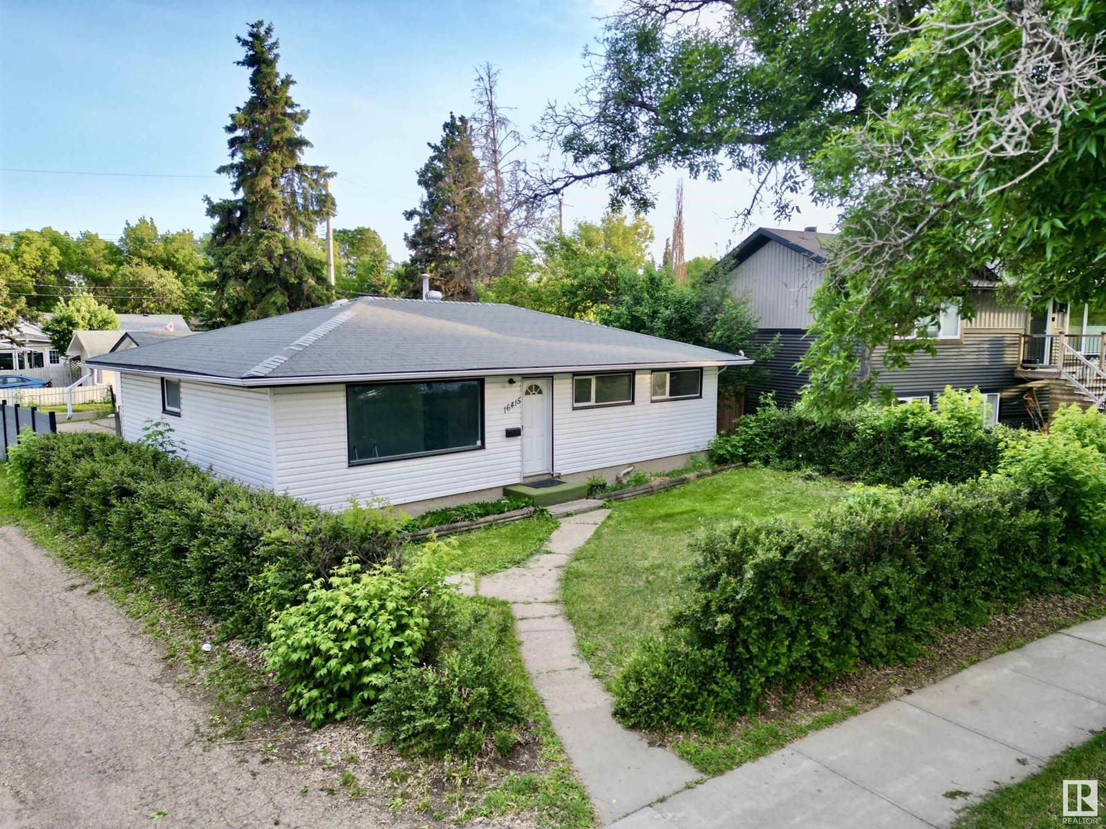 Photo 35 of 16415 106 Av Nw, Edmonton AB