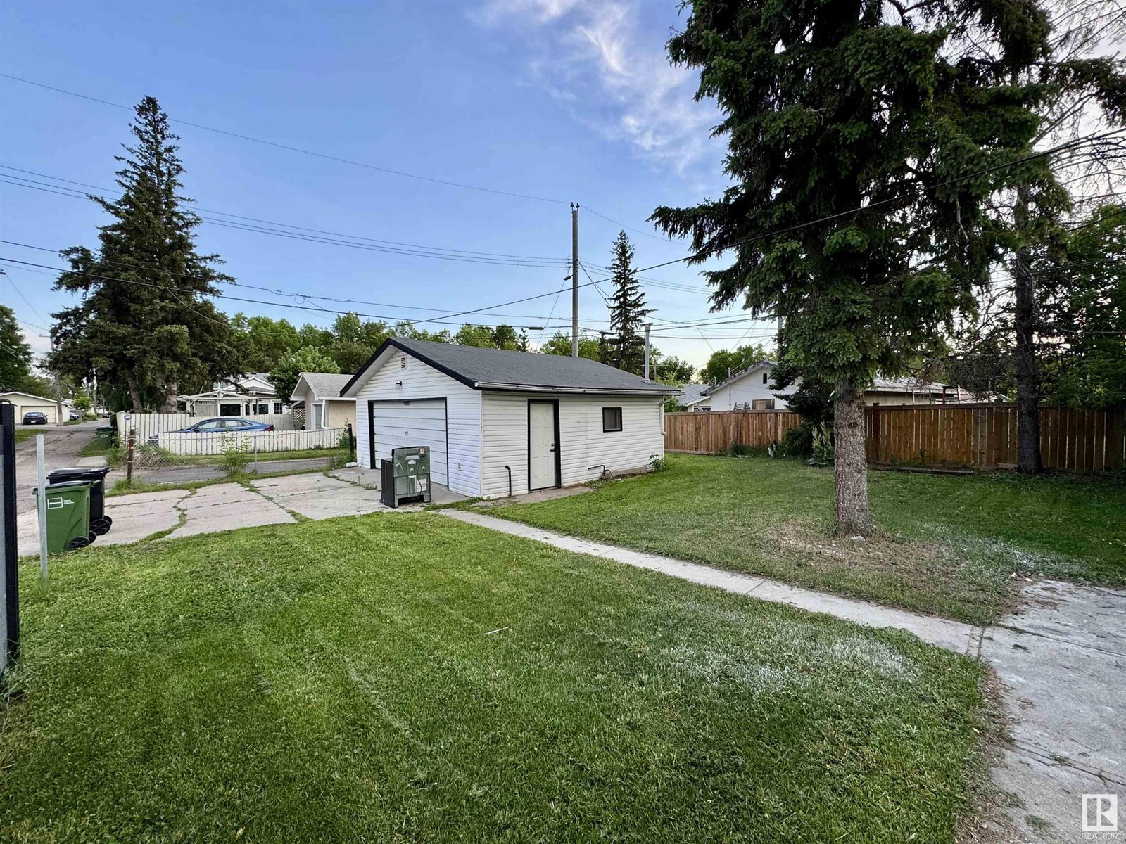 Photo 32 of 16415 106 Av Nw, Edmonton AB
