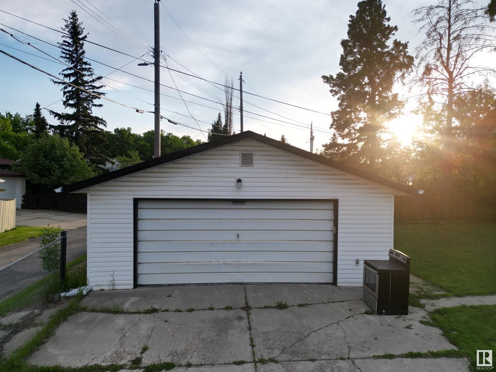 Photo 26 of 16415 106 Av Nw, Edmonton AB