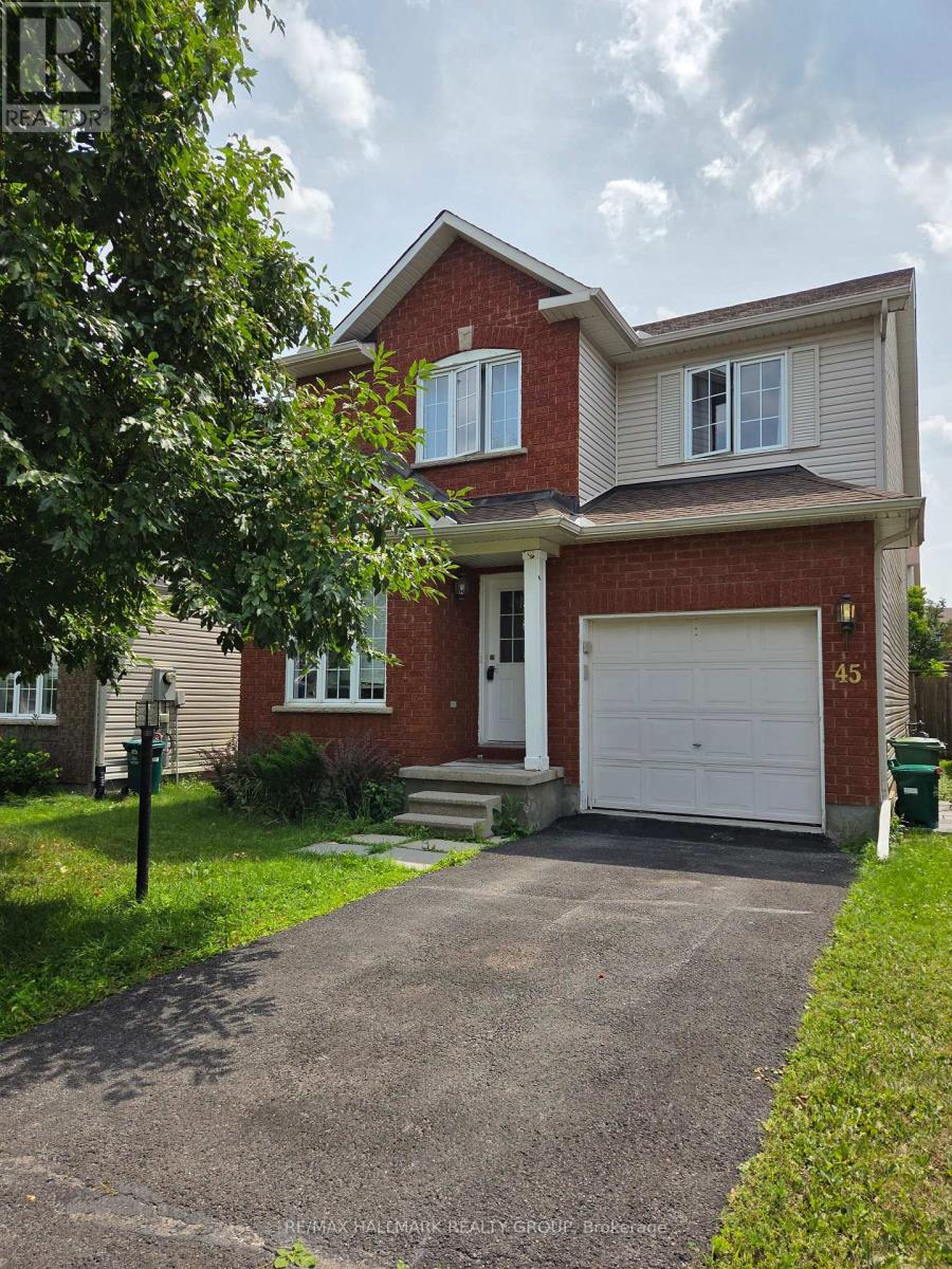 Photo 2 of 45 Rodeo Drive N, Ottawa ON