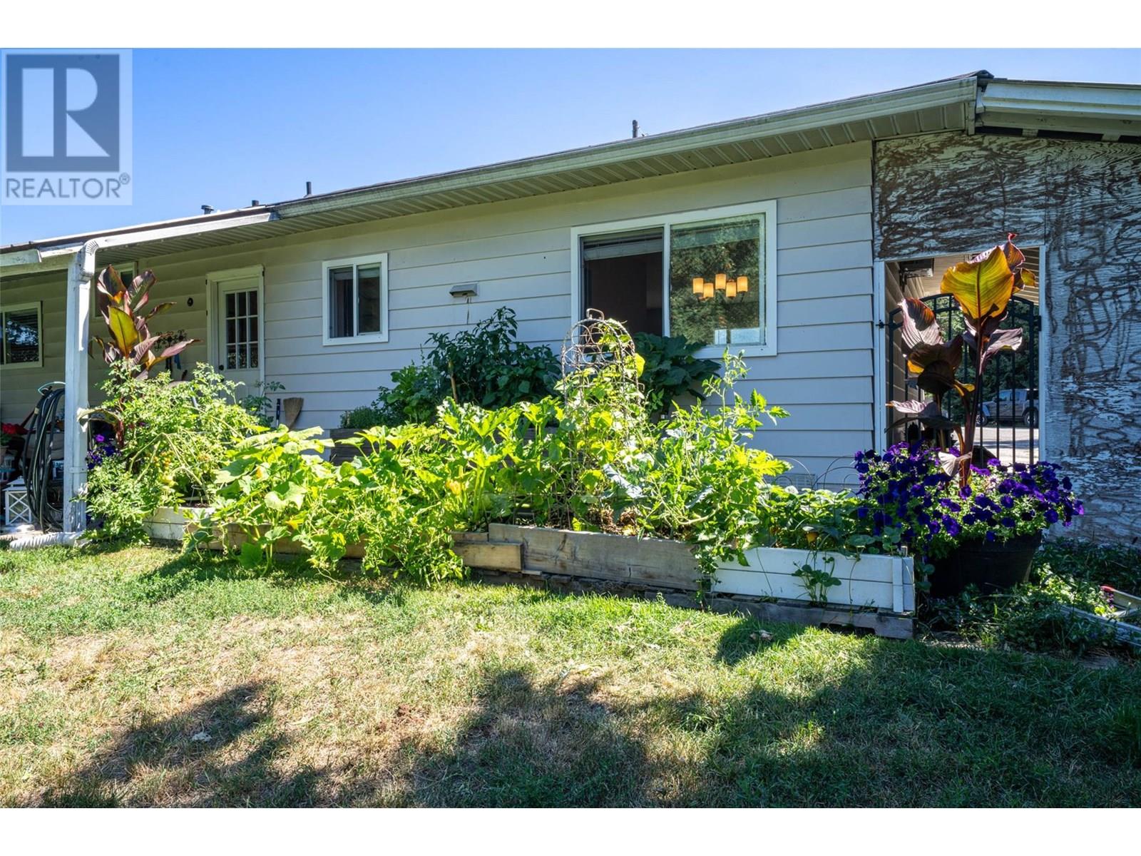 Photo 2 of 2281 Hayden Place, Armstrong BC