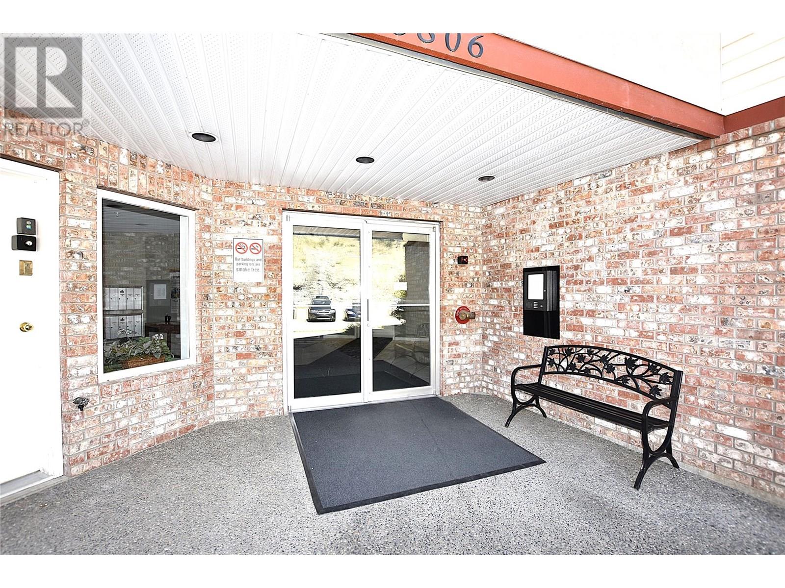 #407 3806 35 AVENUE - Image 39