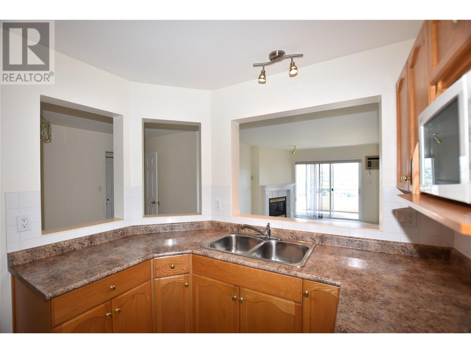 #407 3806 35 AVENUE - Image 17