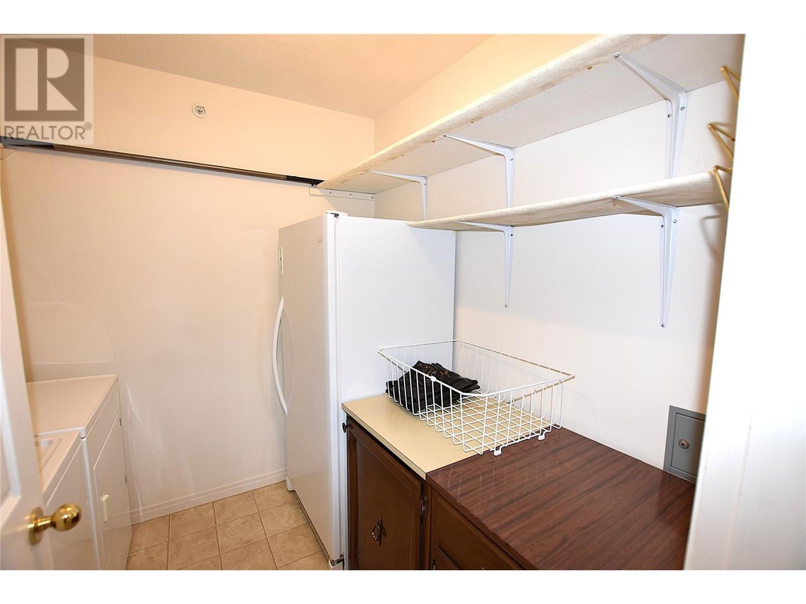 #407 3806 35 AVENUE - Image 35