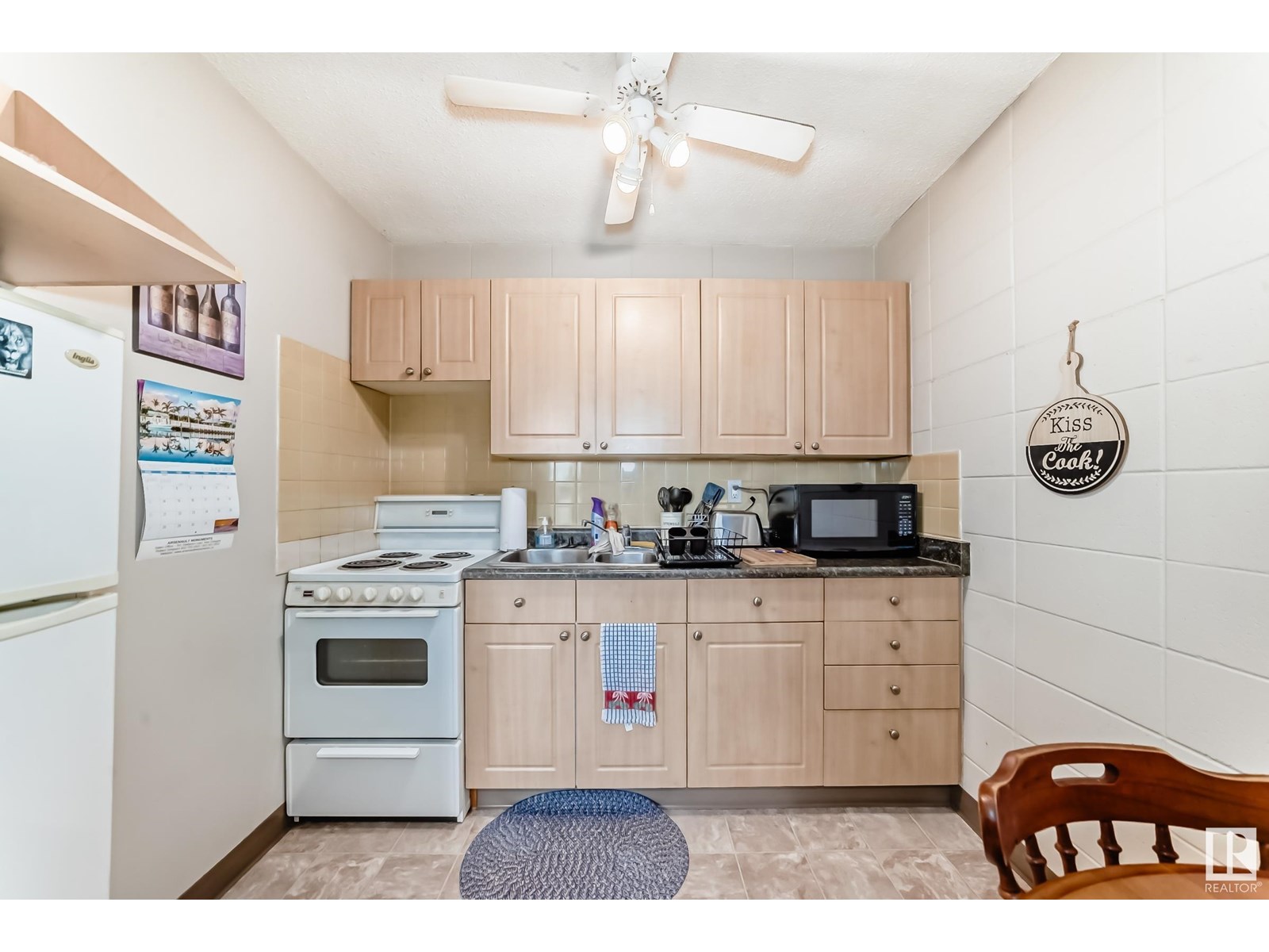 Photo 7 of 421 10616 156 St Nw, Edmonton AB