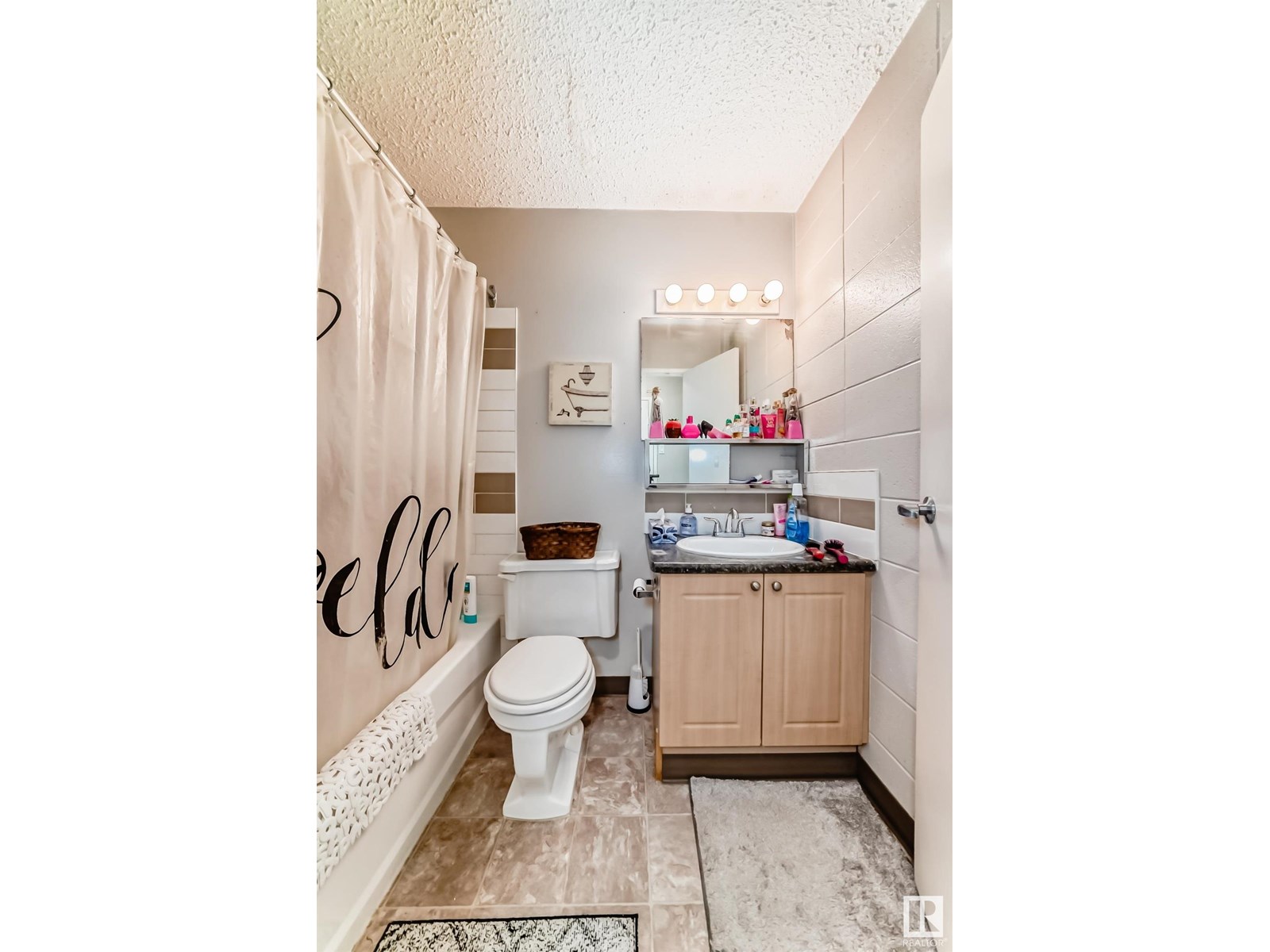 Photo 18 of 421 10616 156 St Nw, Edmonton AB