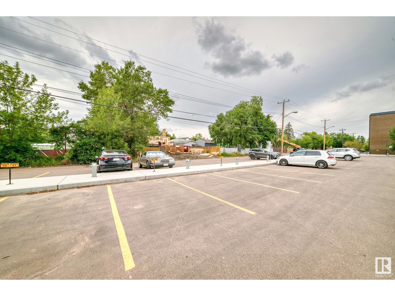Photo 28 of 421 10616 156 St Nw, Edmonton AB