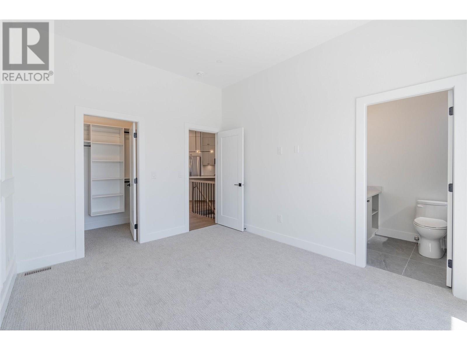 394 Chardonnay Avenue, Oliver
