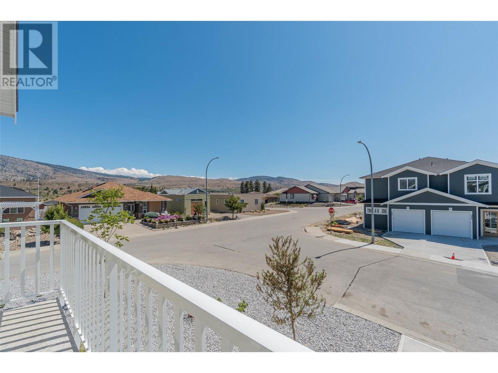 394 Chardonnay Avenue, Oliver