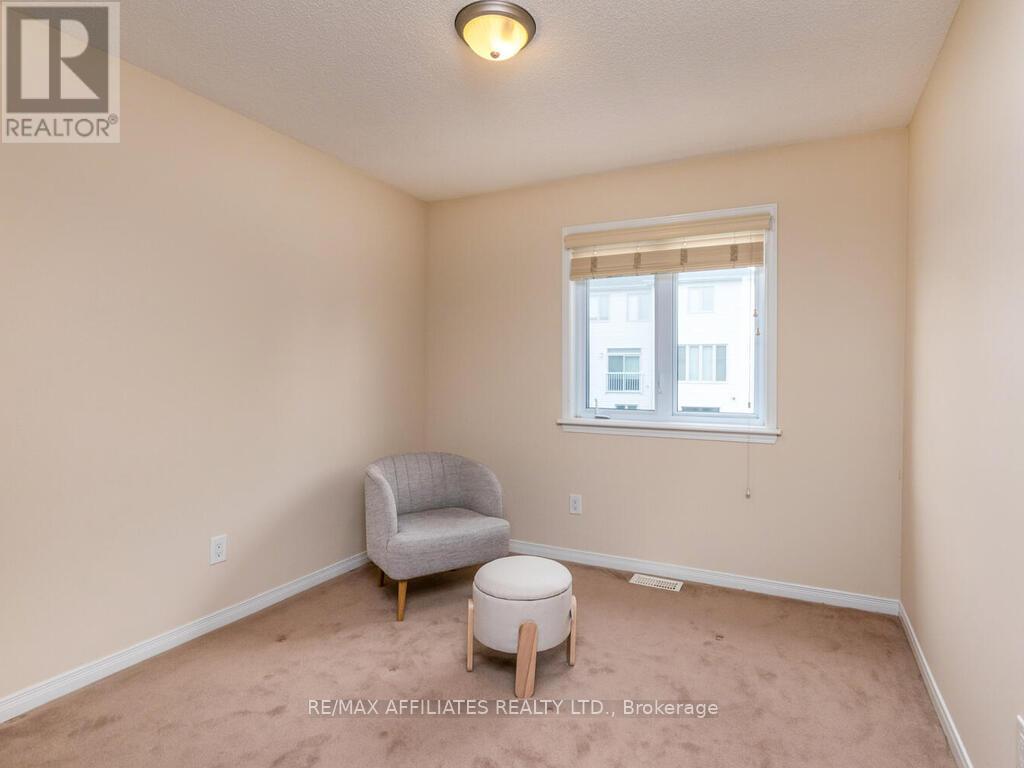 Photo 20 of 252 Badgeley Avenue, Ottawa ON
