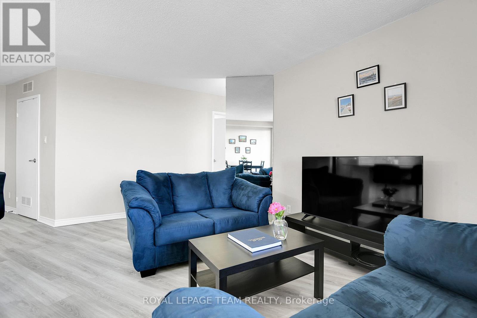 Photo 10 of 2409 900 Dynes Road, Ottawa ON