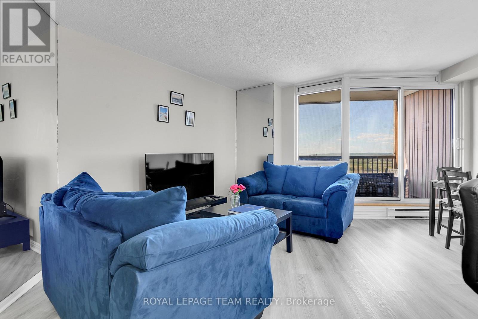 Photo 8 of 2409 900 Dynes Road, Ottawa ON