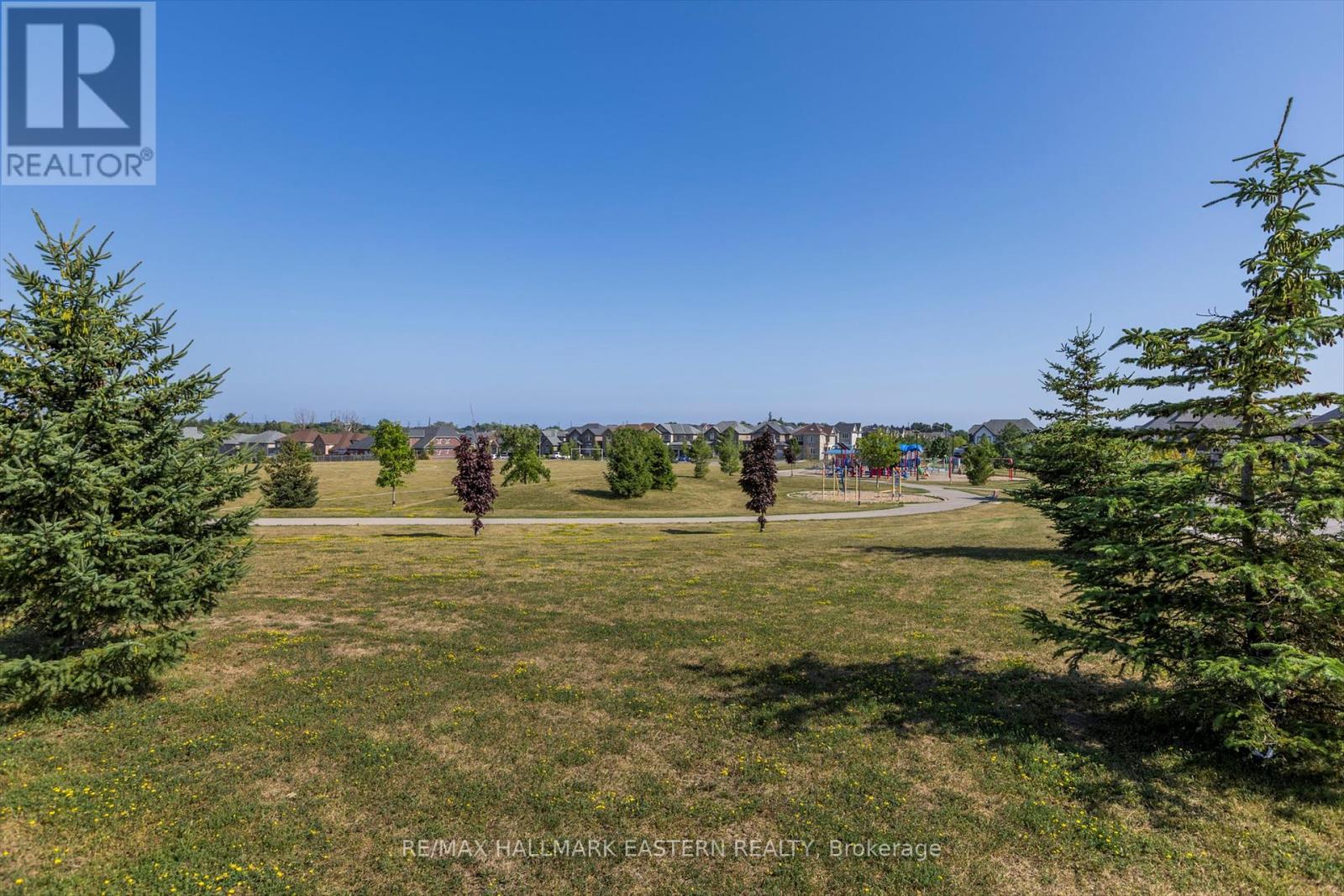 Photo 1 of 118 Whitehand Drive, Clarington ON