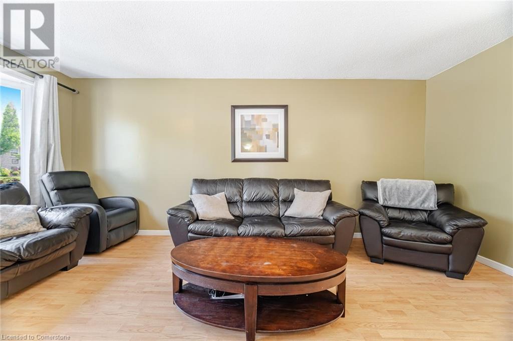 Photo 12 of 178 Athenia Drive, Hamilton ON