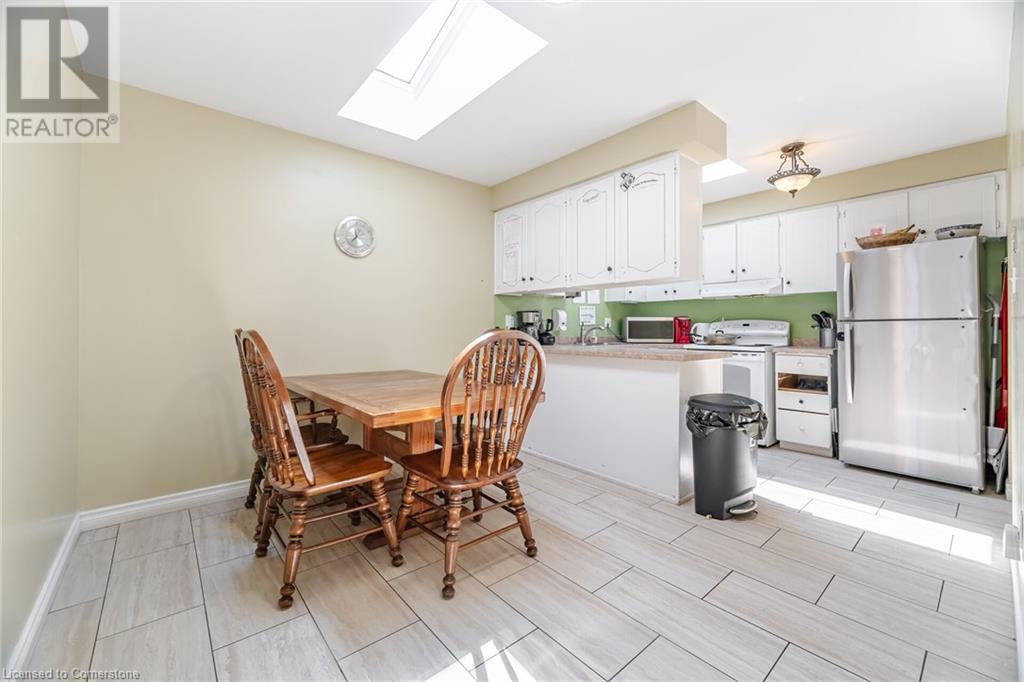 Photo 17 of 178 Athenia Drive, Hamilton ON