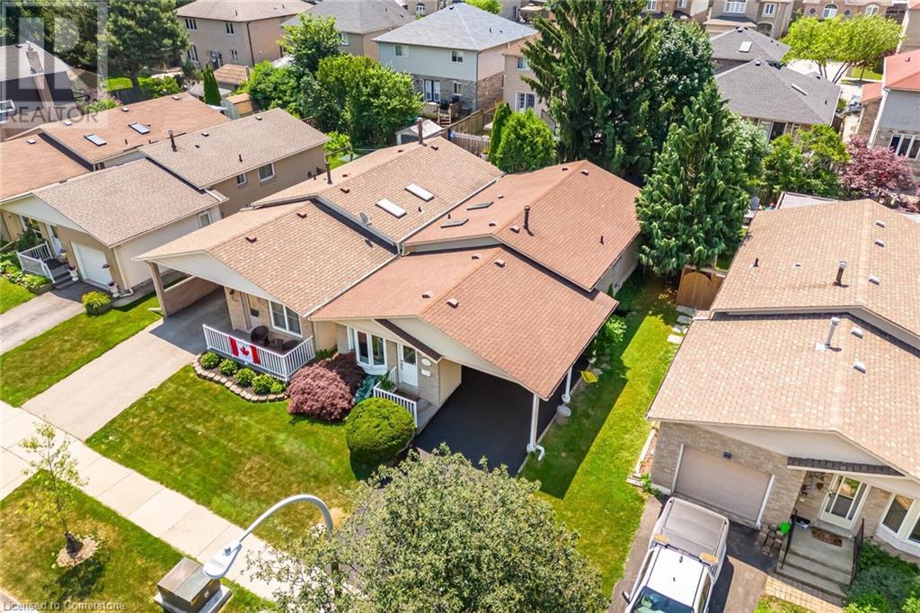 Photo 2 of 178 Athenia Drive, Hamilton ON