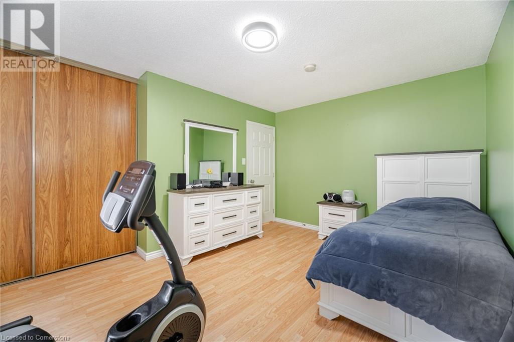 Photo 27 of 178 Athenia Drive, Hamilton ON