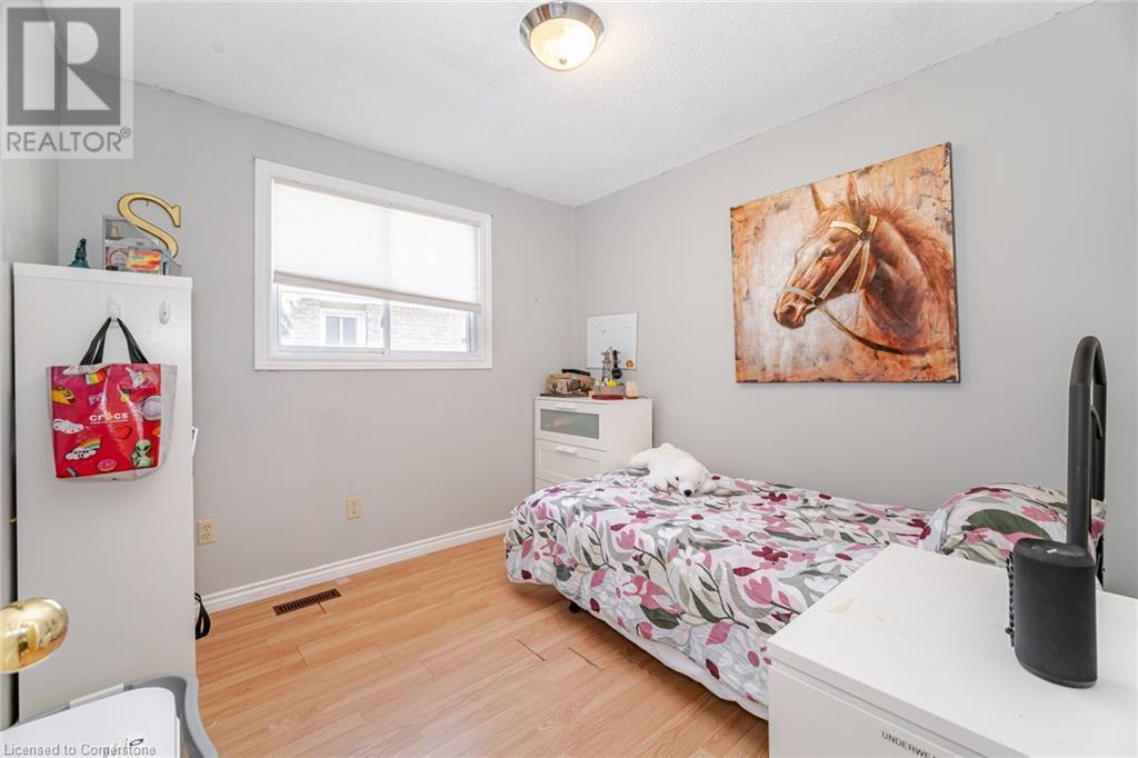 Photo 30 of 178 Athenia Drive, Hamilton ON