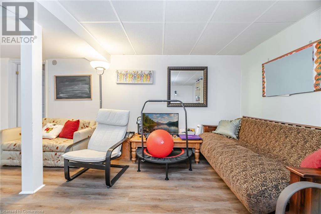 Photo 37 of 178 Athenia Drive, Hamilton ON