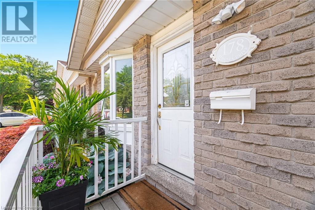 Photo 8 of 178 Athenia Drive, Hamilton ON