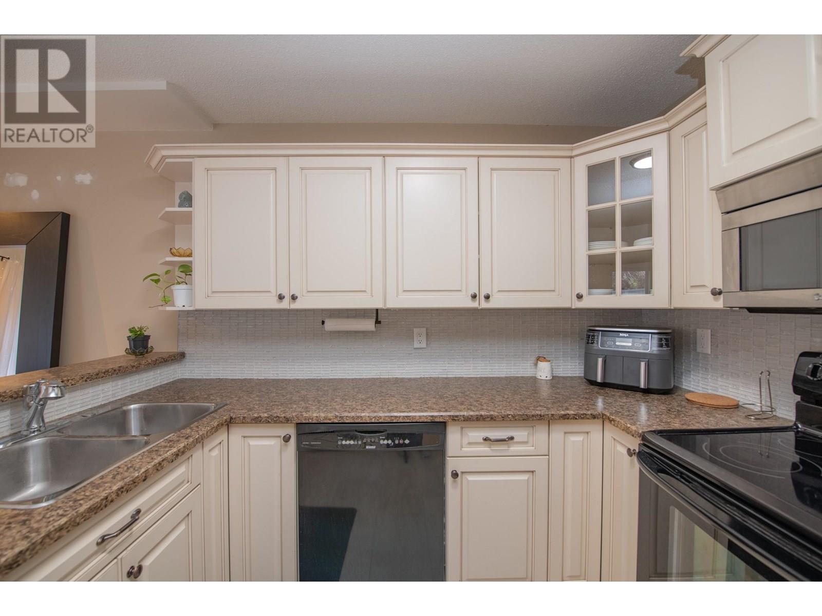 Photo 39 of 3910 32 Avenue Unit 2, Vernon BC