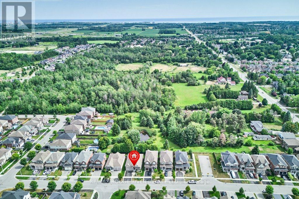 Photo 25 of 51 Elmer Adams Drive, Clarington ON