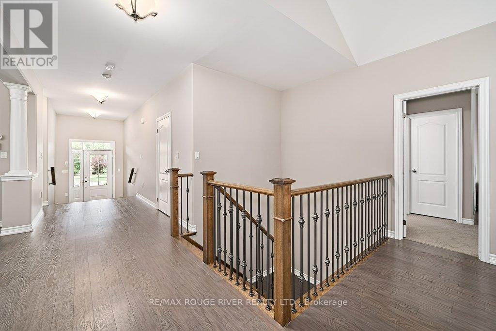 Photo 31 of 51 Elmer Adams Drive, Clarington ON