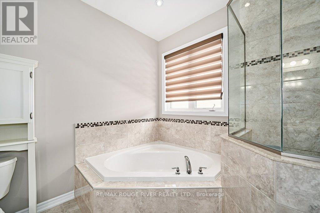 Photo 34 of 51 Elmer Adams Drive, Clarington ON