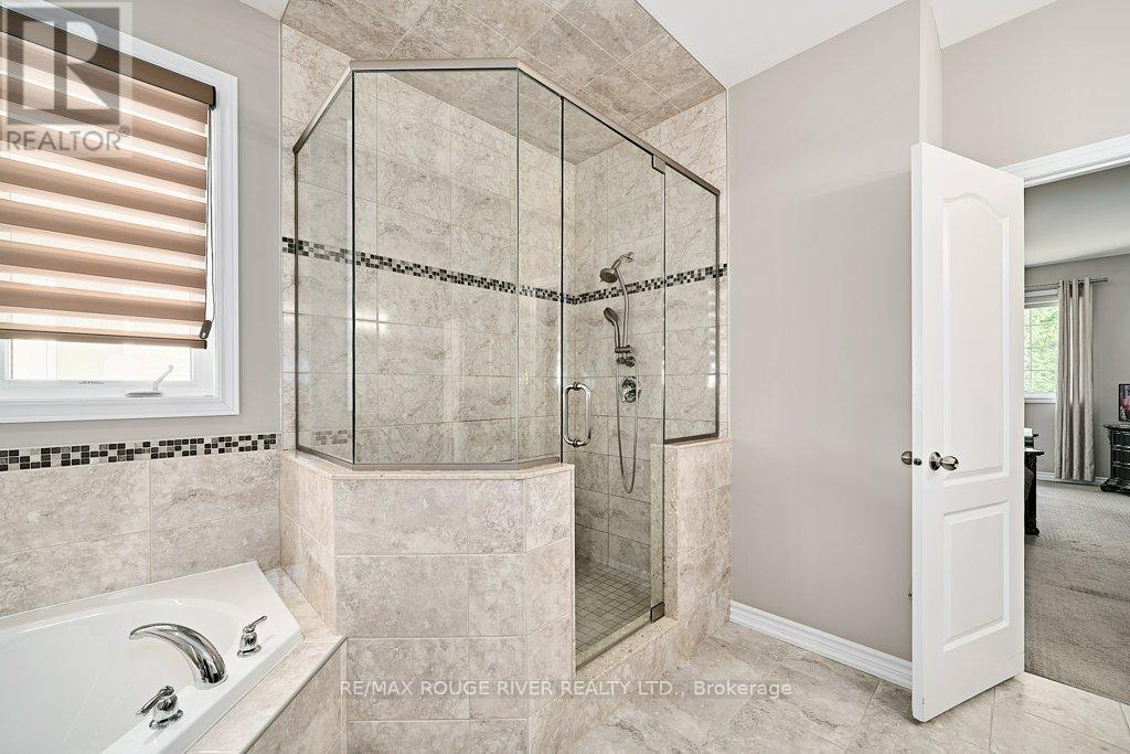 Photo 5 of 51 Elmer Adams Drive, Clarington ON