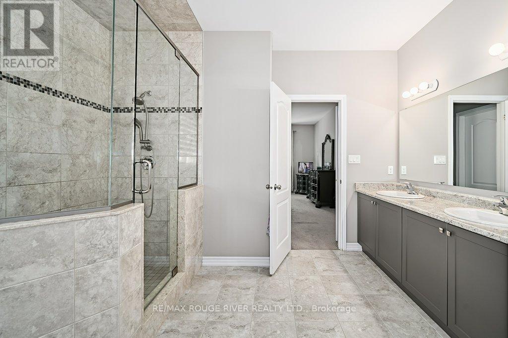 Photo 26 of 51 Elmer Adams Drive, Clarington ON